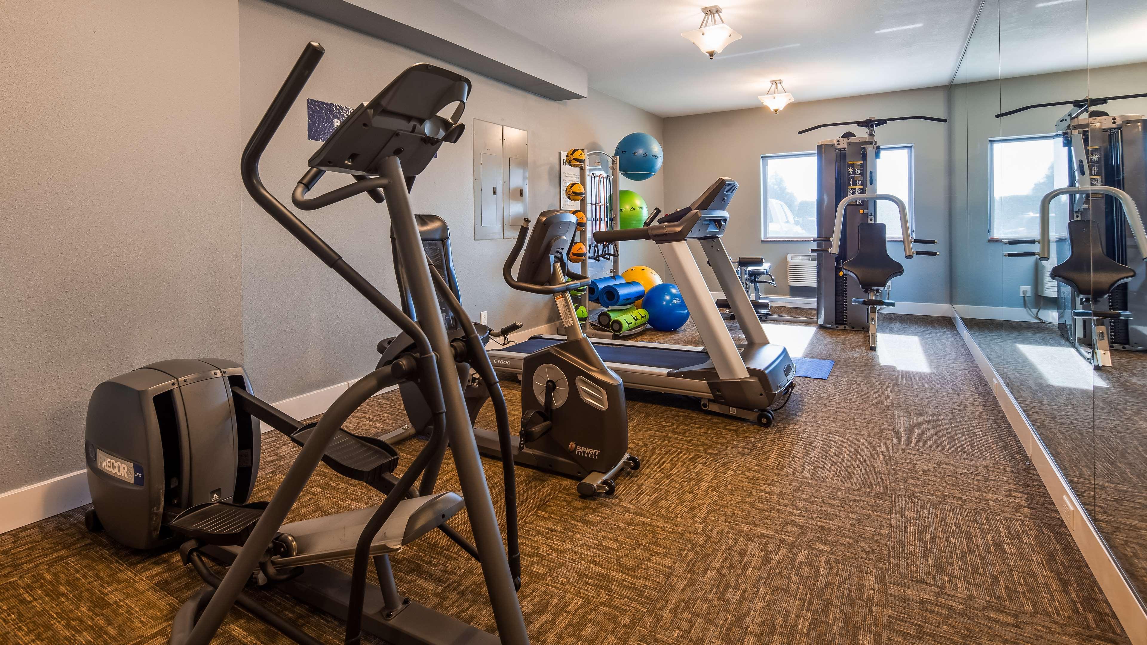 Best Western Plus Peppertree Airport Inn Еъруей Хайтс Екстериор снимка